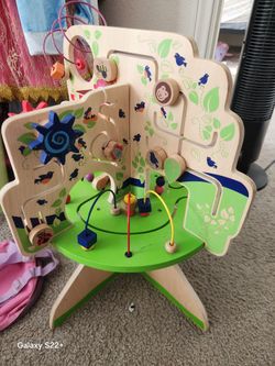 Manhattan Toy Tree Top Adventure Activity Center