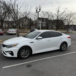 2019 Kia Optima LX Sedan 4D