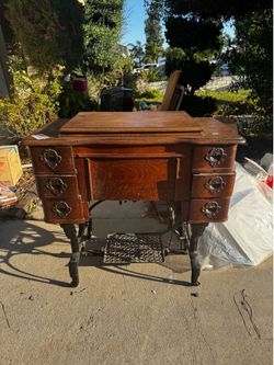 Antique Treadle Sewing Machine