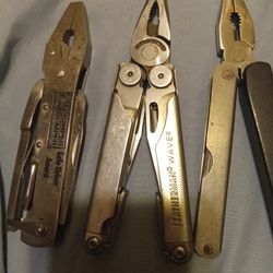 Leatherman Wave Pliers Bundle 