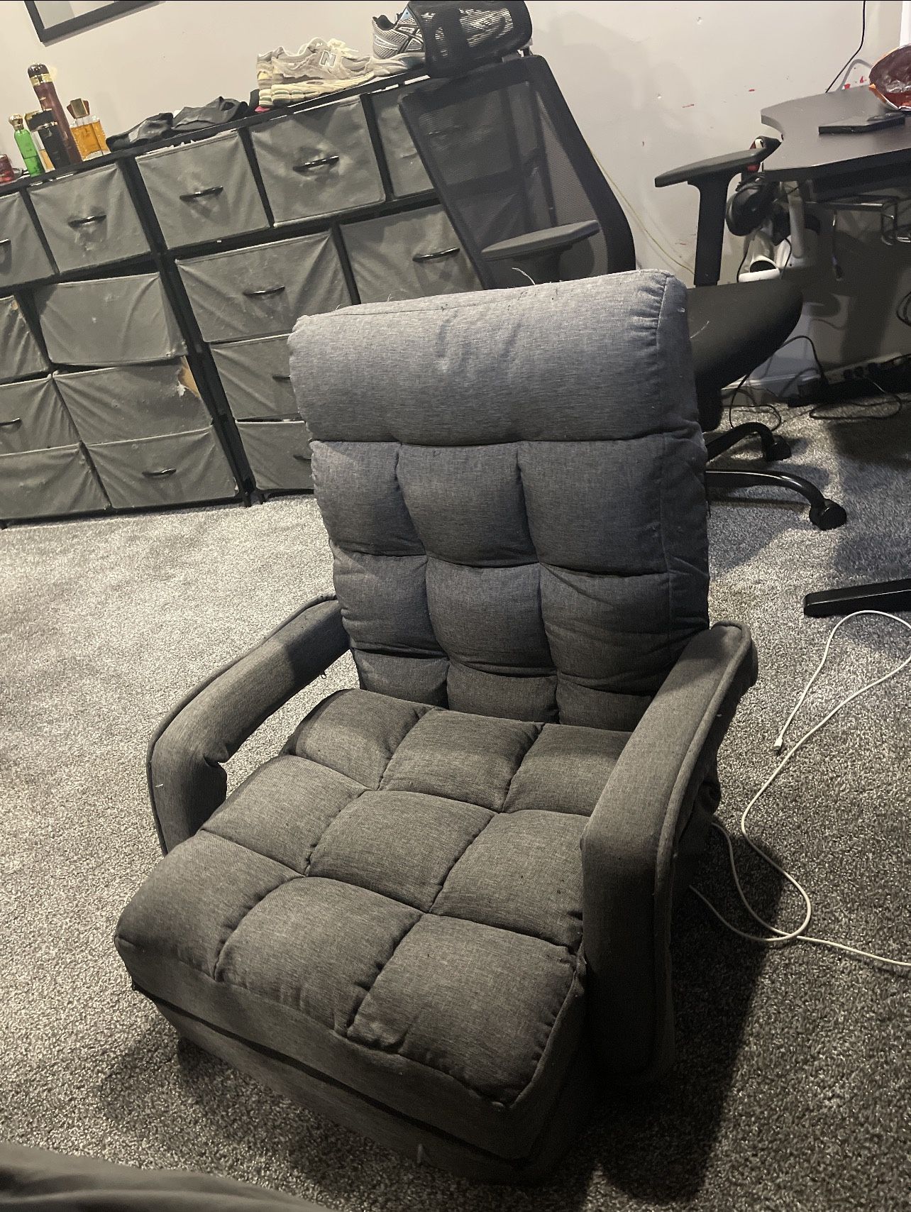 Floor Chair/ Gaming Chair 