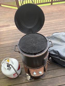 Char-Broil Big Easy TRU Infrared Smoker Roaster and Grill with Propane Tank