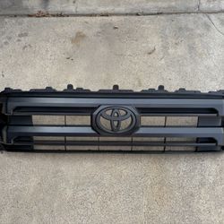 2024-2026 Toyota Tacoma Grille with Emblem