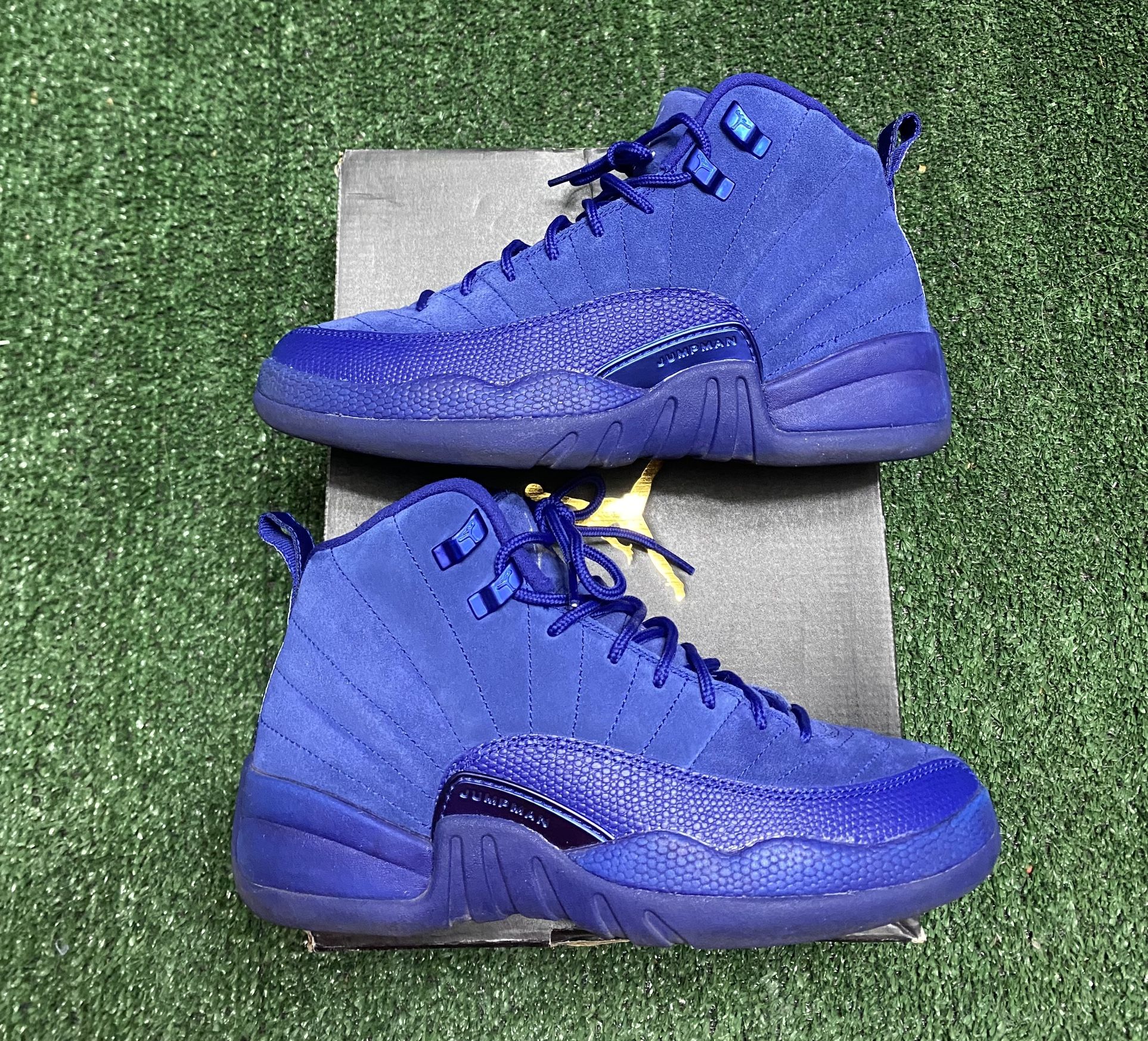 Jordan Deep Royal Blue 12s size 5.5Y VNDS