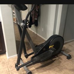 Golds Gym Elipitical
