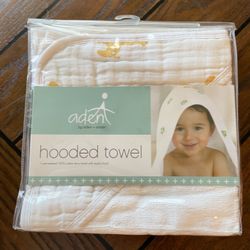 Aden Hooded Towel
