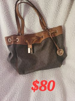 MK PURSE