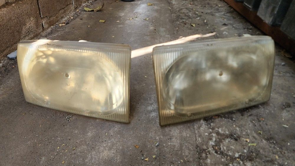 2002 Ford F-250 Super Duty Headlights
