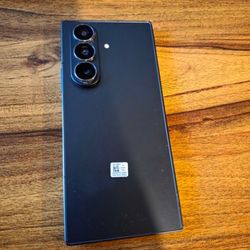 Samsung Z Fold 7  UNLOCKED