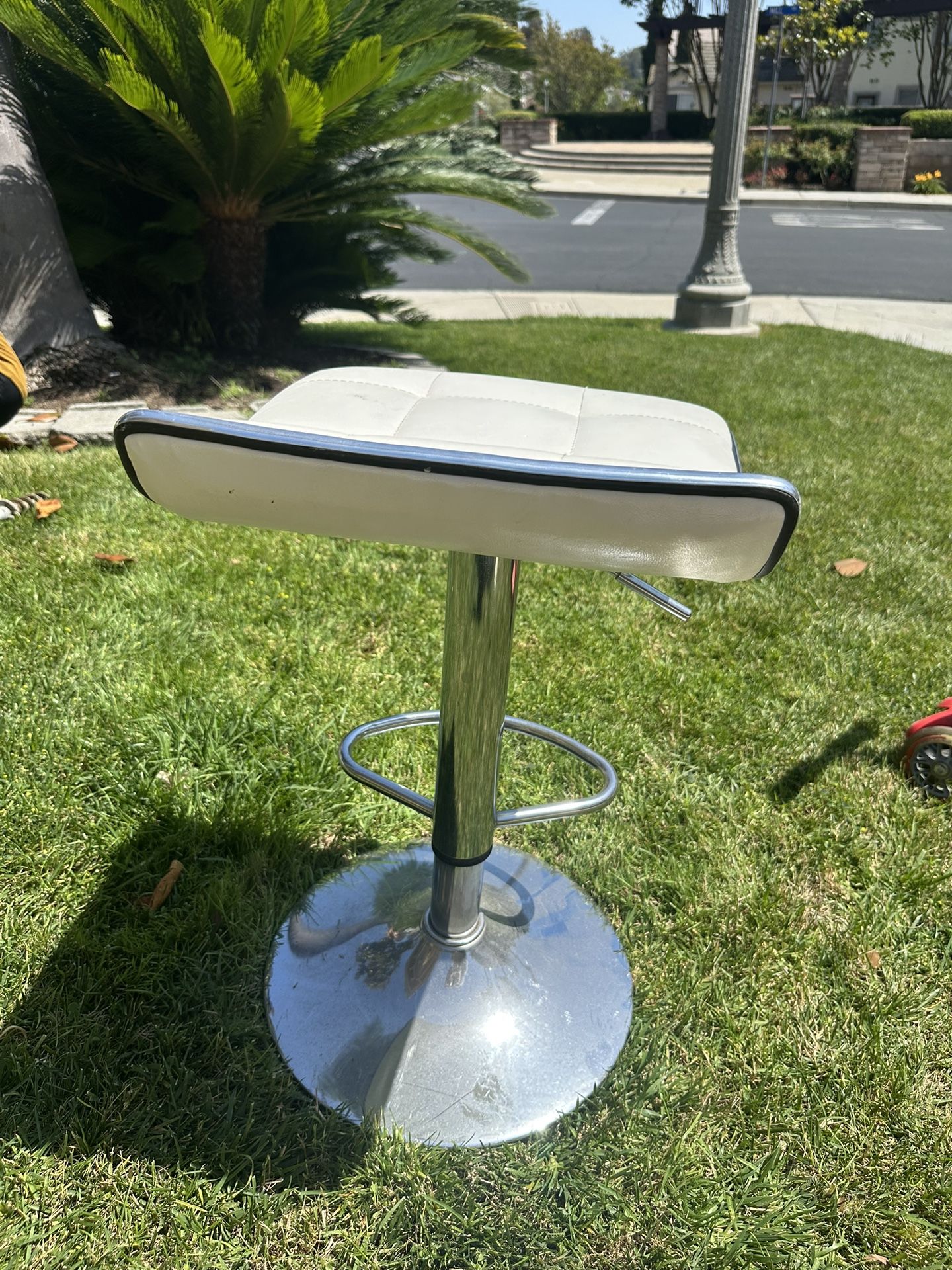 White Kitchen Stool