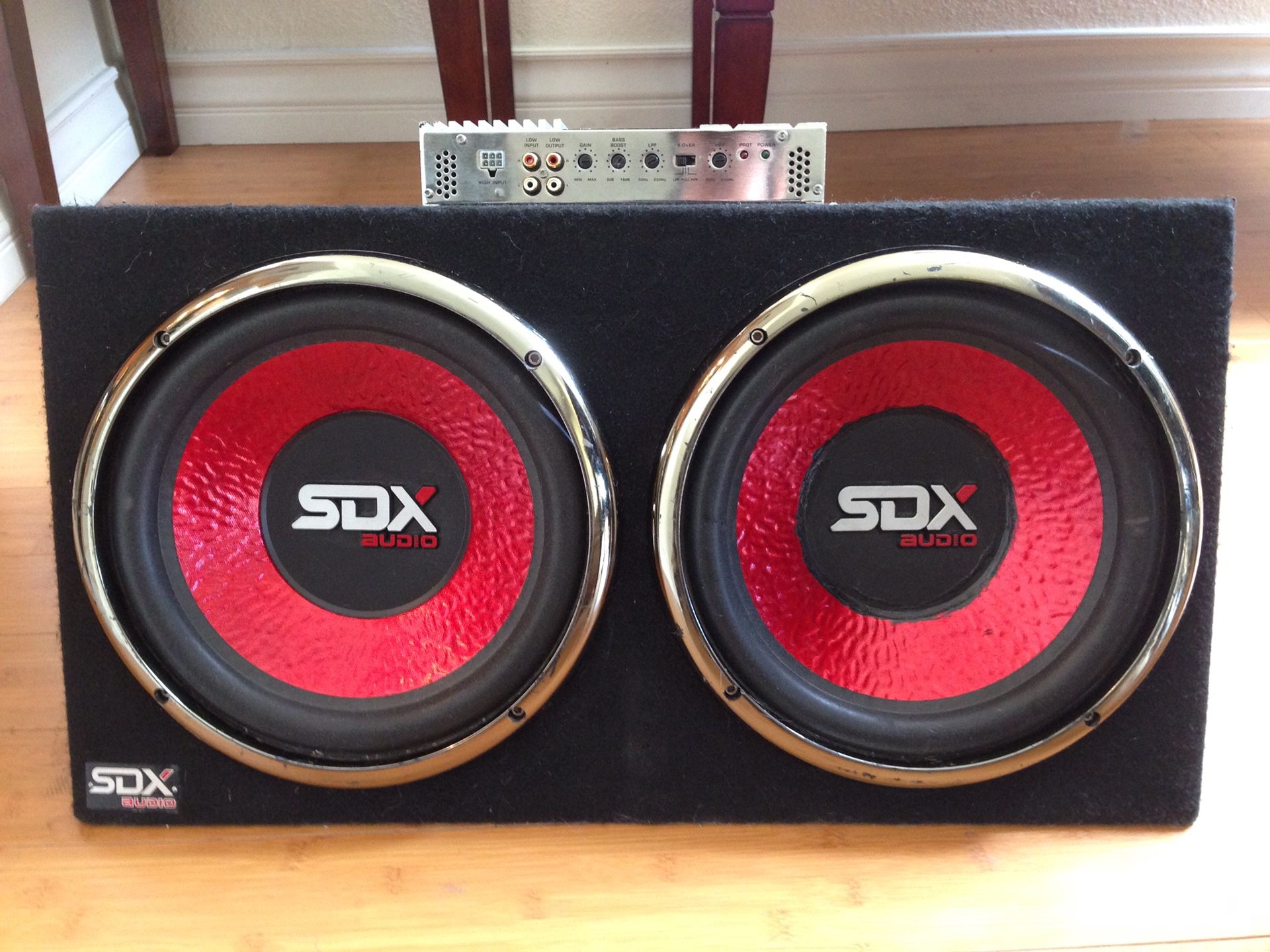 SDX Audio Sub Woofer w mounted Amp and 2 12
