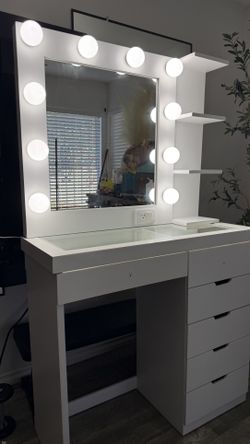 Makeup Vanity