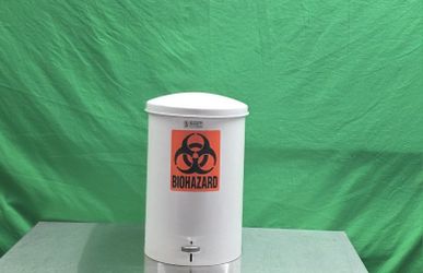 Foot Operated Trash Bin 