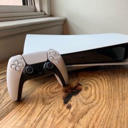 PS5 With 1 Controller Like New. 