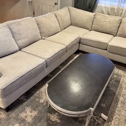 Sectional Couch 