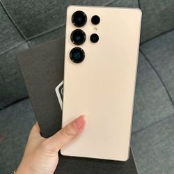 New Sealed Samsung Galaxy S25 Ultra 256gb  Unlocked, FREE Smartwach/ Headphones. Pay $1 Today Rest in payments. NO CREDIT NEEDED FINANCING