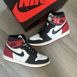 Jordan 1 “Black Toe” Size 10.5 MEN (2016)
