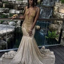 Gold 2024 Prom Dress 