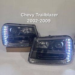 Chevy Trailblazer 2002-2009 Headlights 