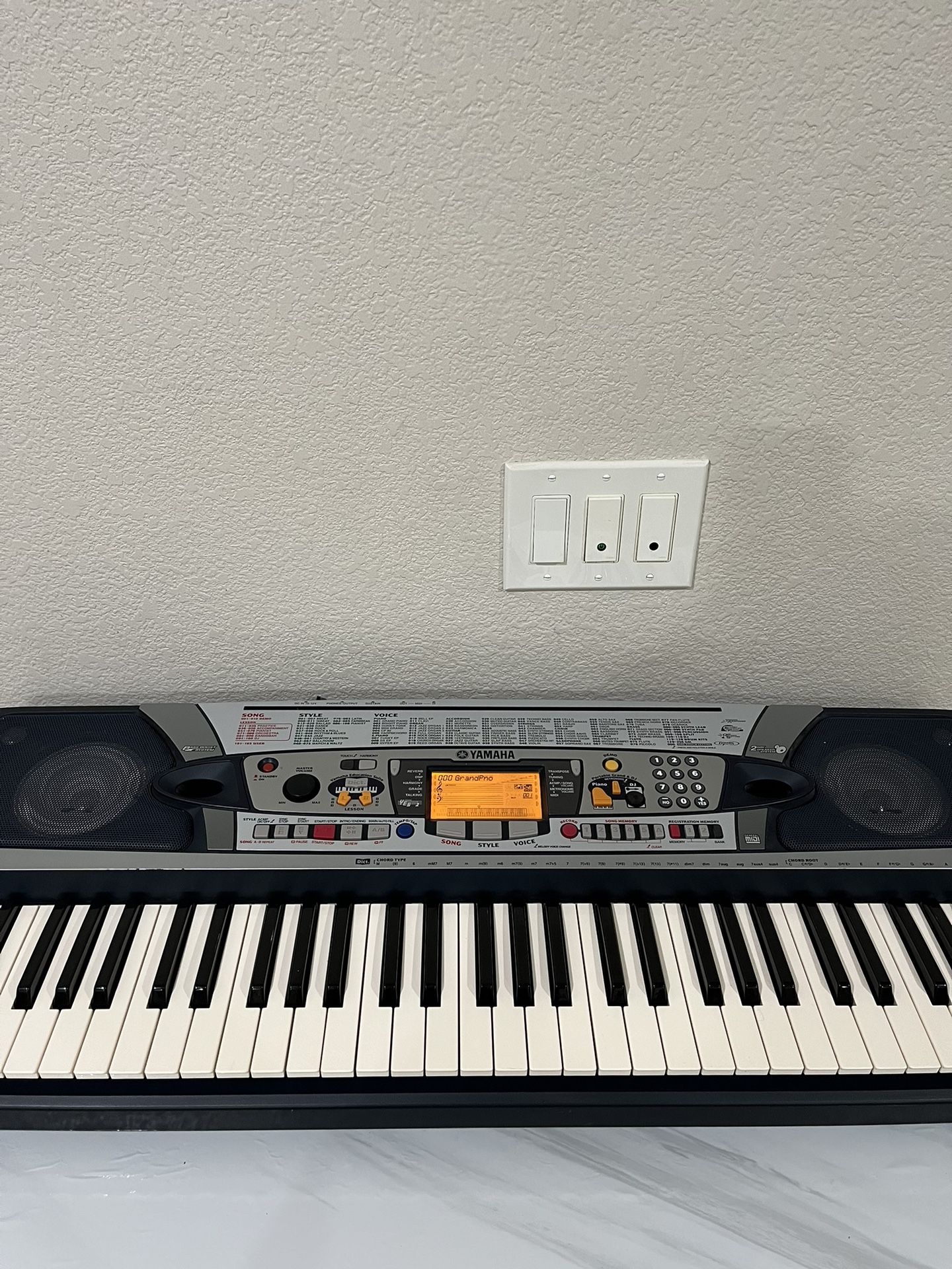 Yamaha PSR-280 Portatone 61 Key Electronic Keyboard for Sale in