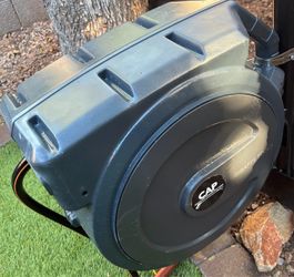 Giraffe Tools CAP Retractable Hose Reel