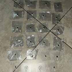 Auledio Wall Hangers, Nail Free, 24 Count 