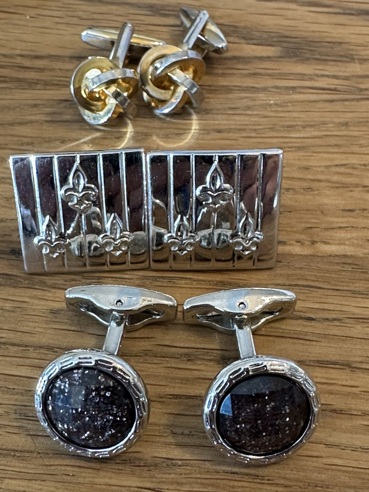 20 Pairs of CUFFLINKS