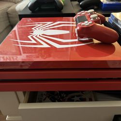 PS4 Pro Spider-Man Edition 