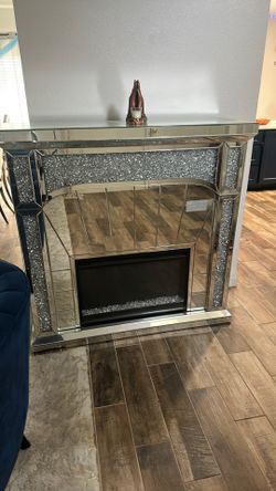 Glass fireplace