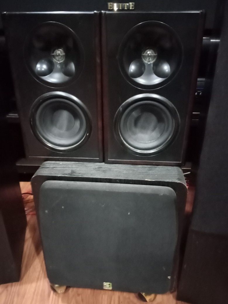 Klipsch WB-14 Bookshelf Speakers Pair With 400 Watts Sunfire SDS-8 Subwoofer