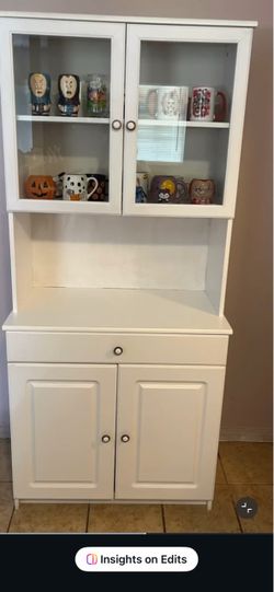 Cute small kitchen hutch