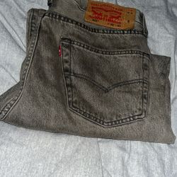 Levi’s 501 Color Gray Size 32,30
