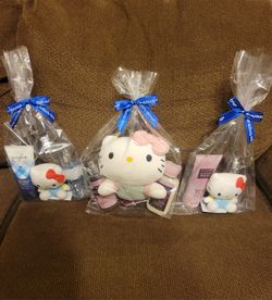 Hello Kitty Plush Bath & Body Works Travel Size Gift Set $25 Each Set