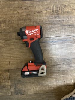 Milwaukee M18 Impact Driver With Battery
