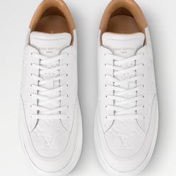 Louis Vuitton White Monogram  Sneakers (Low Top)