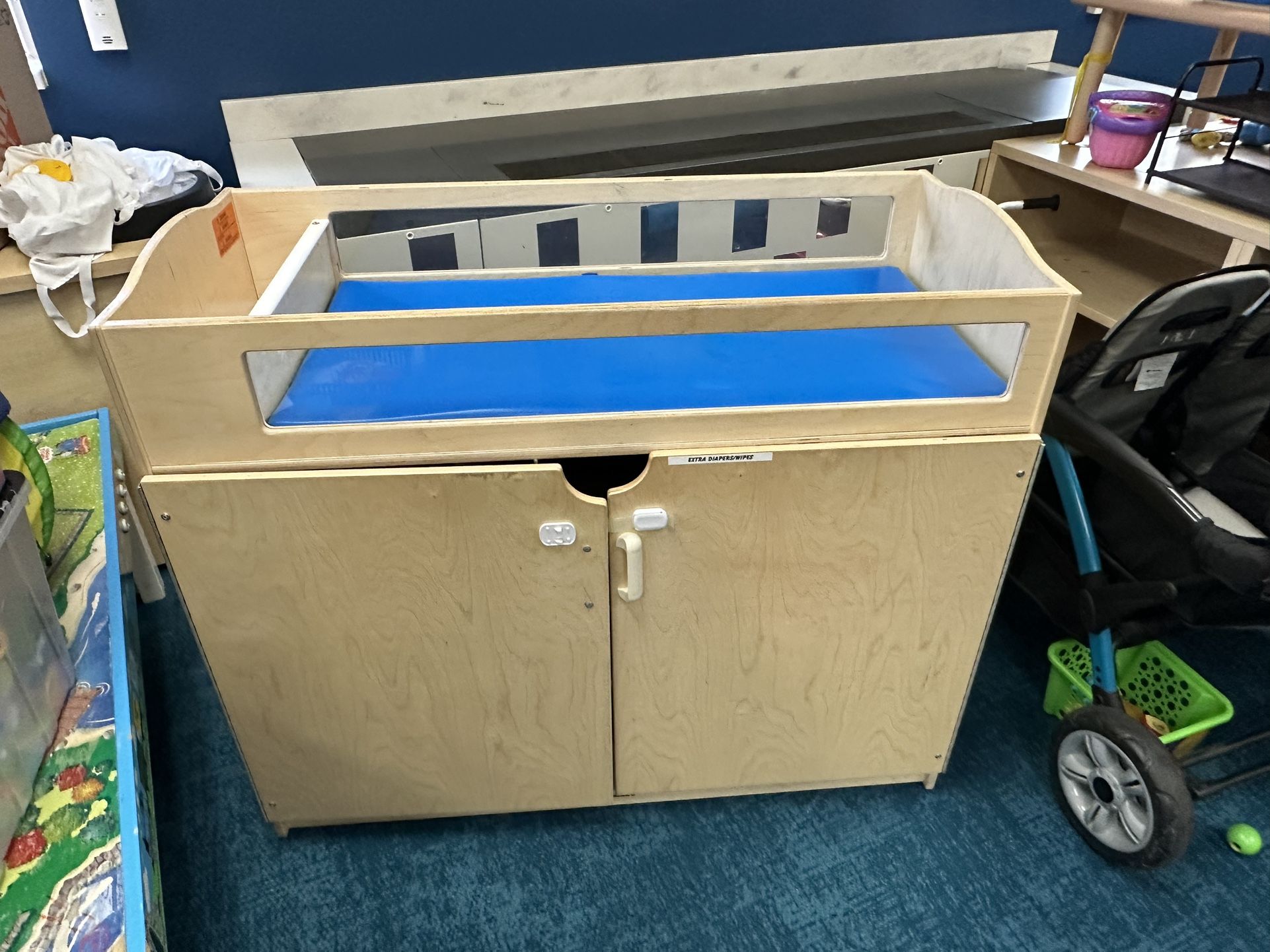 Daycare changing table