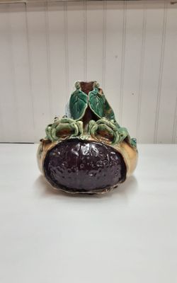 Vintage Mann MM Studio Art Pottery Vase- Located in Shelton