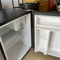 Whirlpool Mini Fridge
