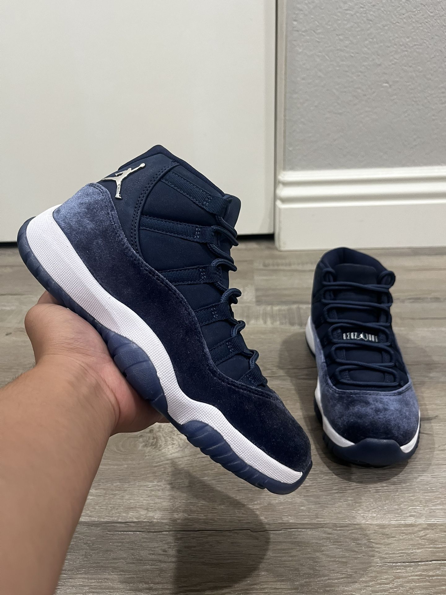 Jordan 11 Midnight Navy