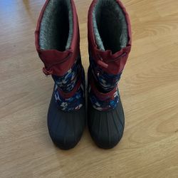 L.L. Bean Snow Boots Kid Size 2 