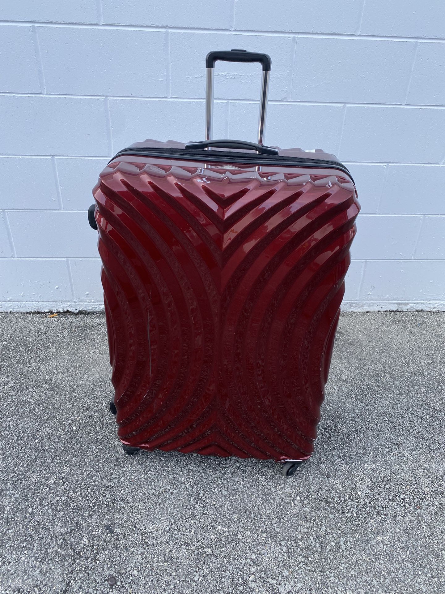 BIG SIZE SUITCASE
