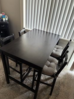 Kitchen table
