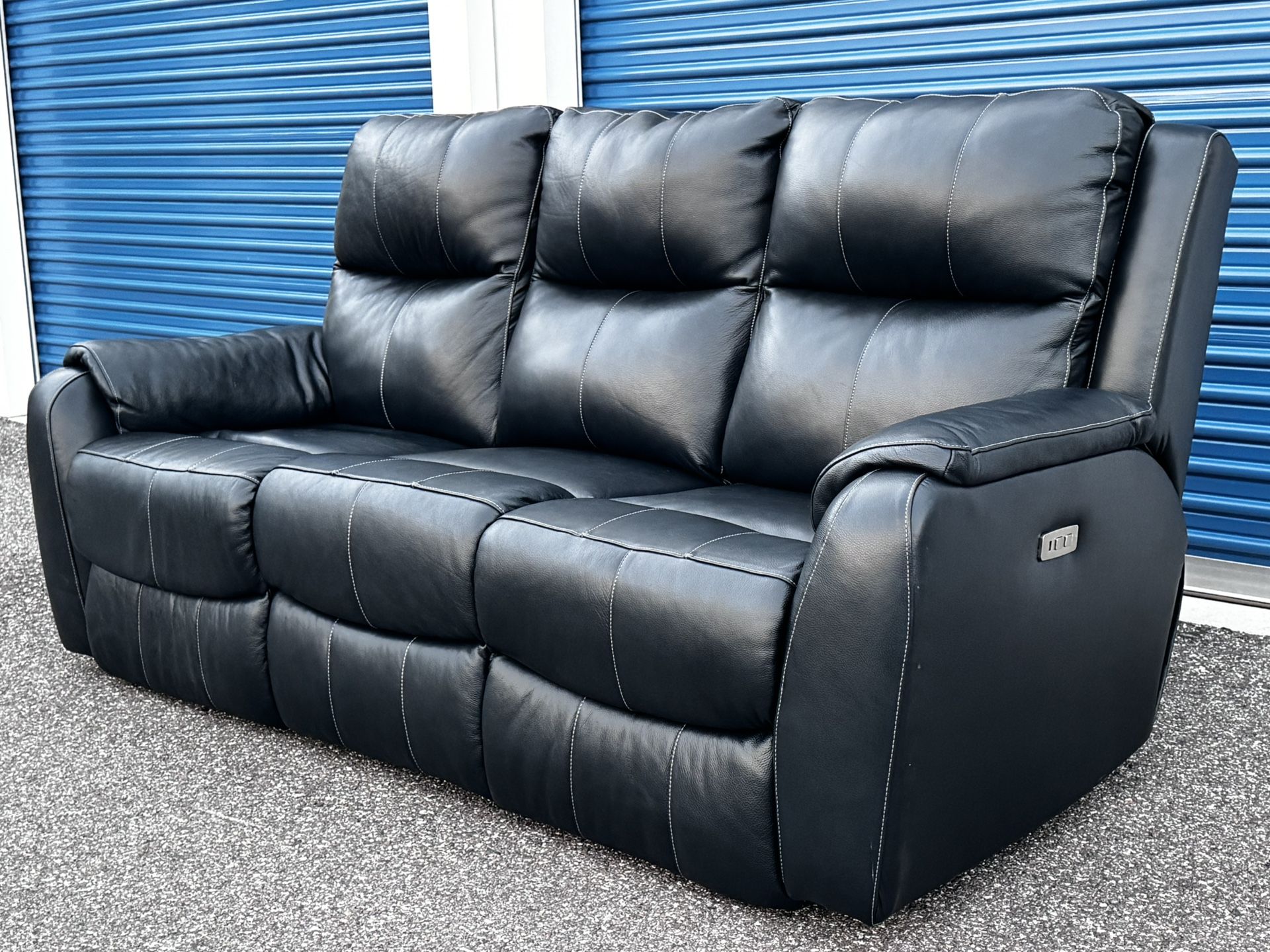 SOUTHERN MOTION GENUINE LEATHER POWER RECLINER WALL HUGGER SOFA COUCH