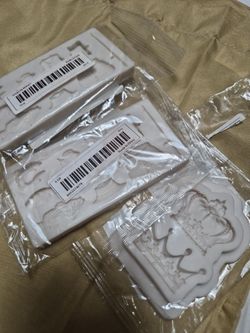 Molds. Never used