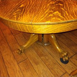 Antique Round Clawfoot Dining Table