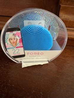 FOREO Luna Fofo Cleansing Brush