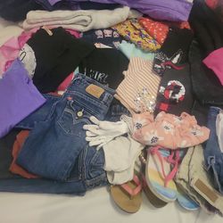 Girls 6t Lot Of Clothes