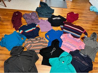 Junior size medium clothing lot 17 pieces