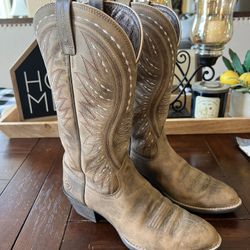 Ariat Women’s Cowboy Boots Size 7