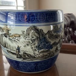 Vintage Chinese Blue and White Porcelain Planter